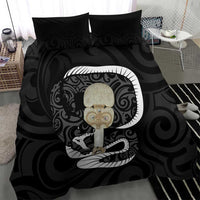 Black New Zealand Eel Bedding Set Aotearoa Maori Tuna With Kotiate Weapon