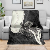 Black Polynesia Tribal Octopus Tattoo Blanket Pikake Lei Polynesian Pattern
