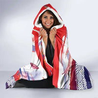 Philippines Sun Tattoo Hooded Blanket Feathers Filipinas Grunge Style White LT14 - Polynesian Pride