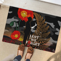 New Zealand ANZAC Day Rubber Doormat Lest We Forget Silver Fern With Camouflage LT14 - Polynesian Pride