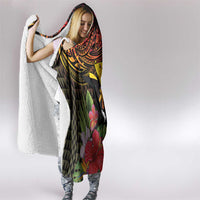 Hawaii Iwa Bird Hooded Blanket Great Frigatebird Kanaka Tropical Hippie Style - Polynesian Pride