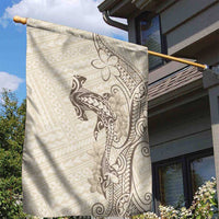 Beige Hawaii Garden Flag Hammerhead Shark Tattoo Curve Polynesian - Polynesian Pride