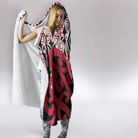 New Zealand Hooded Blanket Aotearoa Kowhaiwhai Mix Taniko Art - Red