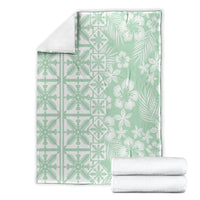 Pastel Green Kahili Quilt Hawaii Blanket Tropical Flower Seamless Half Style