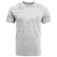 Tokelau White Sunday T Shirt Polynesian Pattern Gardenia Thunbergia LT14 White - Polynesian Pride