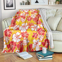 Yellow Hawaii Hibiscus Blanket Tropical Flowers Seamless Pattern - Polynesian Pride