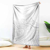 Polynesia White Sunday Blanket Plumeria Polynesian Tribal Grey Color - Polynesian Pride
