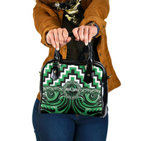 Aotearoa Ngai Tahu Shoulder Handbag Maori Iwi Poutama Puhoro Tattoo LT14 One Size Green - Polynesian Pride