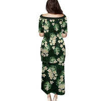 Green Tropical Hawaii Family Matching Puletasi and Hawaiian Shirt Seamless Monstera Plumeria Hawaiian Pattern - Polynesian Pride