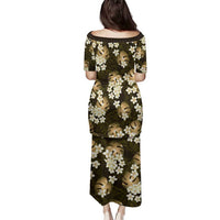 Gold Tropical Hawaii Family Matching Puletasi and Hawaiian Shirt Seamless Monstera Plumeria Hawaiian Pattern - Polynesian Pride