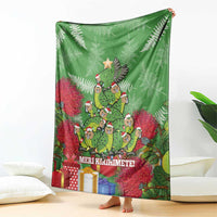 Kakapo New Zealand Christmas Blanket Meri Kirihimete Pohutukawa - Green Color
