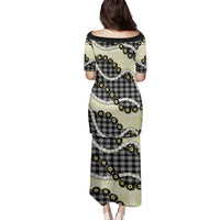 Black Palaka Hawaii Family Matching Puletasi and Hawaiian Shirt Kukui Nut Pikake Lei Hawaiian Tapa Pattern - Polynesian Pride