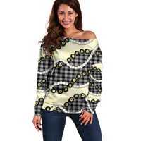 Black Palaka Hawaii Off Shoulder Sweater Kukui Nut Pikake Lei Hawaiian Tapa Pattern - Polynesian Pride
