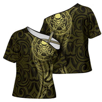 New Zealand Skull Darts Cross Shoulder Shirt Aotearoa Maori Chest Tattoo Stylized Gold - Polynesian Pride