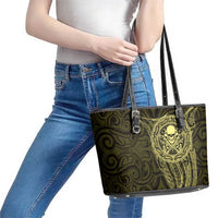 New Zealand Skull Darts Leather Tote Bag Aotearoa Maori Chest Tattoo Stylized Gold - Polynesian Pride