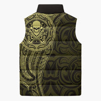 New Zealand Skull Darts Sleeveless Puffer Jacket Aotearoa Maori Chest Tattoo Stylized Gold - Polynesian Pride