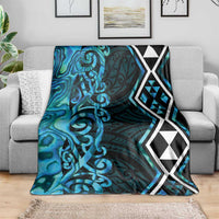 Turquoise Aotearoa Blanket Taniko Motifs With Paua Shell Kowhaiwhai
