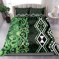 Green Aotearoa Bedding Set Taniko Motifs With Paua Shell Kowhaiwhai