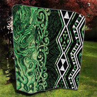 Green Aotearoa Quilt Taniko Motifs With Paua Shell Kowhaiwhai LT14 - Polynesian Pride