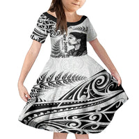 New Zealand Women's Day Family Matching Long Sleeve Bodycon Dress and Hawaiian Shirt Aotearoa Kia Whakapumau Te Mana Wahine LT14 Daughter's Dress White - Polynesian Pride