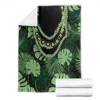 Green Hawaii Kukui Nut Lei Blanket Hawaiian Pattern Monstera Tropical Vibes - Polynesian Pride