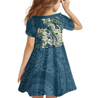 Cyan Polynesia Hammerhead Shark Tattoo With Plumeria Lei Kid Short Sleeve Dress