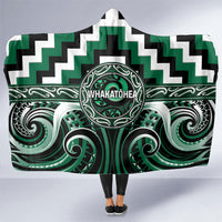 Aotearoa Whakatohea Hooded Blanket Maori Iwi Poutama Puhoro Tattoo LT14 One Size Green - Polynesian Pride