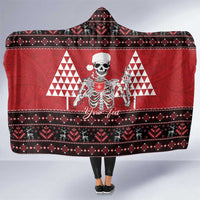 Personalized Hawaii Skull Christmas Hooded Blanket Mele Kalikimaka Hawaiian Kakau - Polynesian Pride