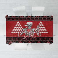 Personalized Hawaii Skull Christmas Tablecloth Mele Kalikimaka Hawaiian Kakau - Polynesian Pride