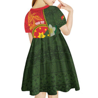 Personalised PNG Isten Hailans Provins Kid Short Sleeve Dress Papua New Guinea Plumeria Melanesian Pattern - Polynesian Pride