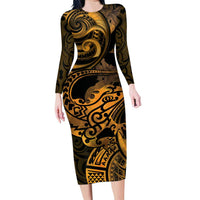 New Zealand Tuatara Family Matching Long Sleeve Bodycon Dress and Hawaiian Shirt Aotearoa Maori Clematis Flowers - Gold LT14 Mom's Dress Gold - Polynesian Pride