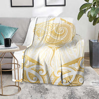 Gold White New Zealand Manta Ray Blanket Aotearoa Maori Haehae - Polynesian Pride