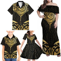 Gold Black New Zealand Manta Ray Family Matching Off Shoulder Maxi Dress and Hawaiian Shirt Aotearoa Maori Haehae - Polynesian Pride