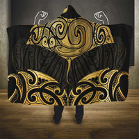 Gold Black New Zealand Manta Ray Hooded Blanket Aotearoa Maori Haehae LT14 - Polynesian Pride