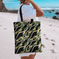 Hawaiian Pikake Maile Lei Tote Bag Tiare Hibiscus Kalo Palapalai Leaf Black LT19 - Polynesian Pride
