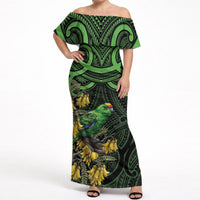 New Zealand Parakeet Bird Off Shoulder Maxi Dress Maori Kakariki Kowhai Maori Pattern LT22 Women Green - Polynesian Pride