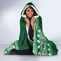 New Zealand Kakapo Christmas In July Hooded Blanket Silver Fern Santa Xmas Green Color