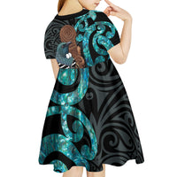 New Zealand Tui Bird Wahaika Kid Short Sleeve Dress Maori Weapon Paua Shell Koru Pattern LT22 - Polynesian Pride