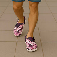 Puakenikeni Maile Lei Clogs Shoes Frangipani Pink Tropical Leaves