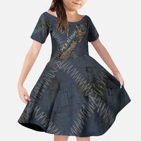 New Zealand She’ll Be Right Family Matching Off Shoulder Short Dress and Hawaiian Shirt NZ Slang No. 8 Wire Map Pattern