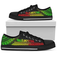 Wallis And Futuna Low Top Shoes - Polynesian Reggae Chief Version - Polynesian Pride