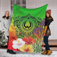 Pohnpei Premium Blanket - Manta Ray Tropical Flowers (Green) - Polynesian Pride