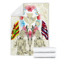 Hawaii Map Kanaka Two Men Holding Flag Premium Blankets Beige - AH - Polynesian Pride