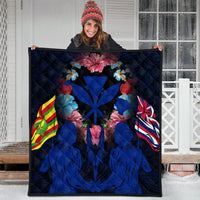 Hawaii Map Kanaka Two Men Holding Flag Premium Quilts Blue - AH - Polynesian Pride