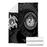 Hawaiian Coat Of Arms Turtle Polynesian Premium Blankets White AH - Polynesian Pride