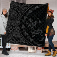 Hawaiian Map Gecko Tattoo Kakau Polynesian Premium Quilts Gray AH - Polynesian Pride