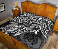 Pohnpei Polynesian Premium Quilt - Polynesian White Turtle - Polynesian Pride