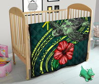 Hawaii Polynesian Premium Quilt - Green Turtle Hibiscus - Polynesian Pride