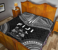 Fiji Premium Quilt - Fiji Coat Of Arms Polynesian Chief Black Version - Polynesian Pride