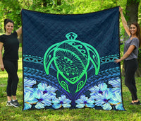 Hawaii Turtle Hibiscus Premium Quilt - Choco Style Blue - Polynesian Pride